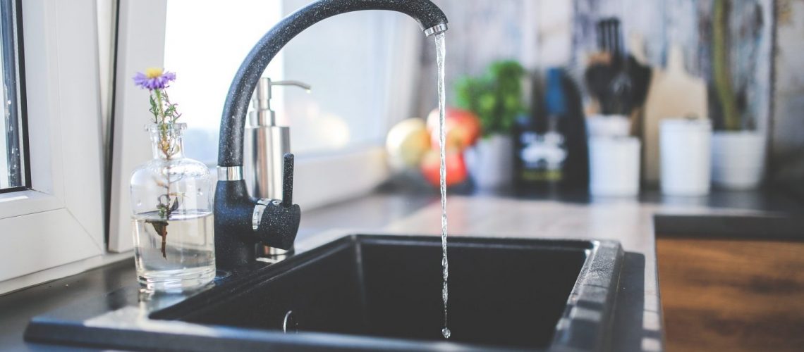5 façons inusitées de réutiliser l'eau à la maison